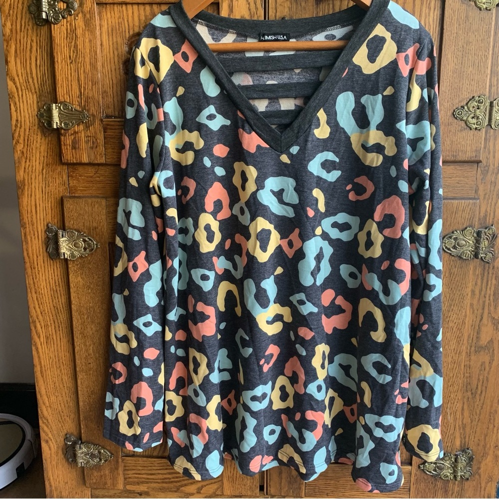 Heimish colorful cheetah long sleeve top- no size tag, best guess is XL